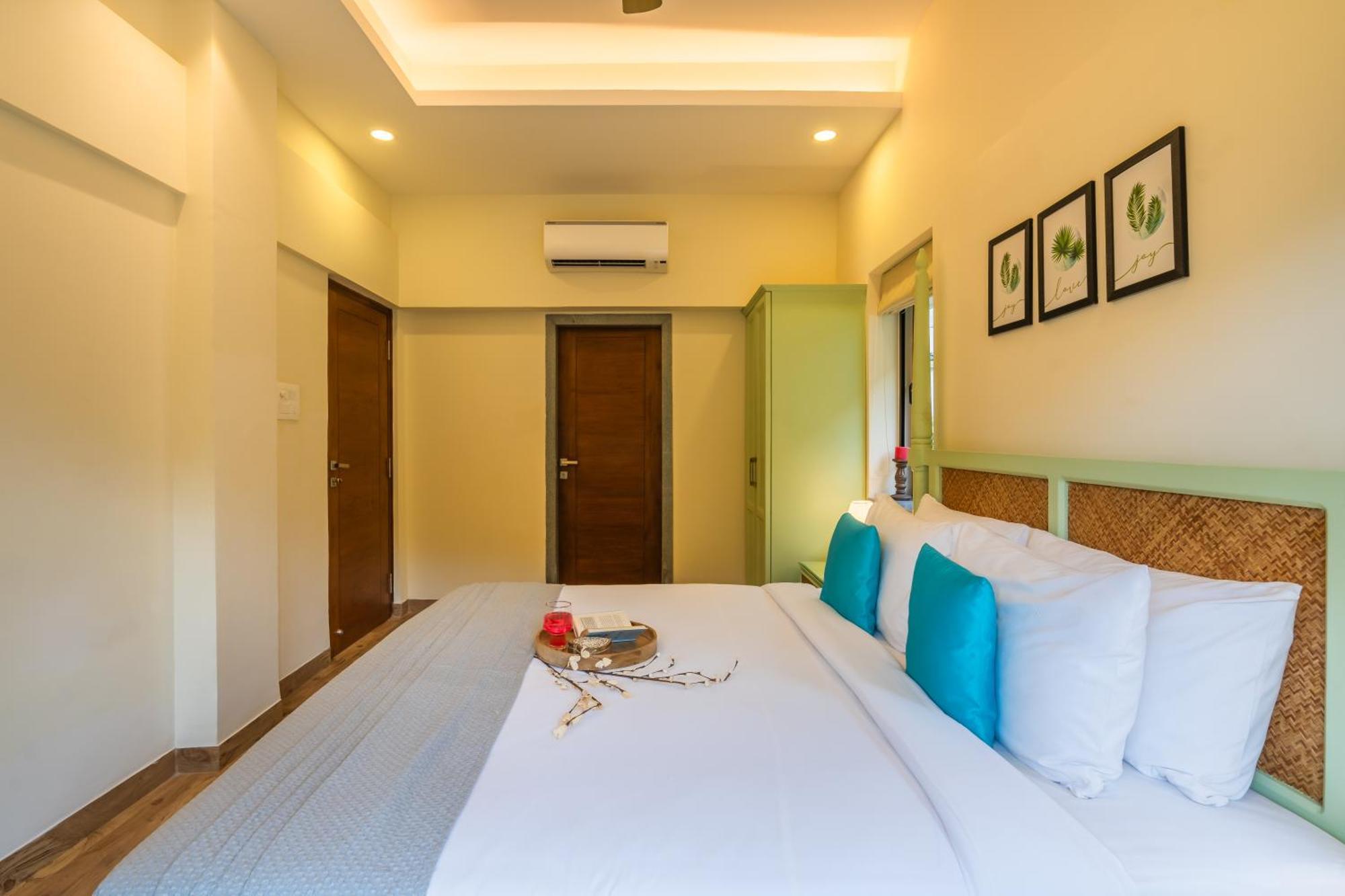 Elivaas 3 Bhk Pvt Pool & Bar - Villa Valerie Oxel Bagian luar foto